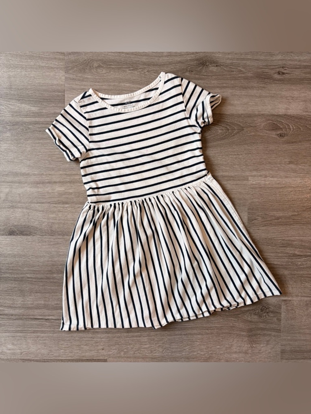 H&M little girls striped dress